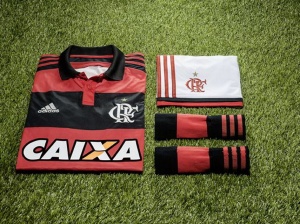 Camisetas_de_futbol_del_Flamengo_para_la_temporada_2014_2015_05